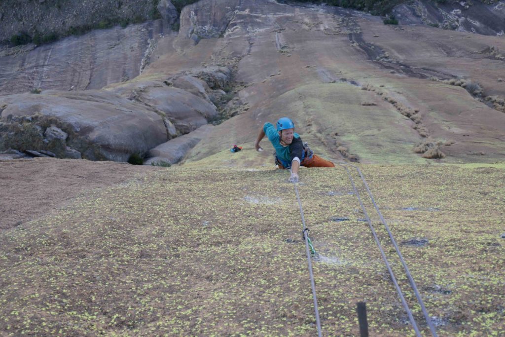 Schwierigkeiten bis in den 10. Grad beim Klettern in Madagaskar (c) Tobi Wolf