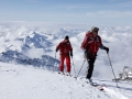 Simon Ammann mit dem Wallisser BergfÂ¸hrer Michael Lerjen.