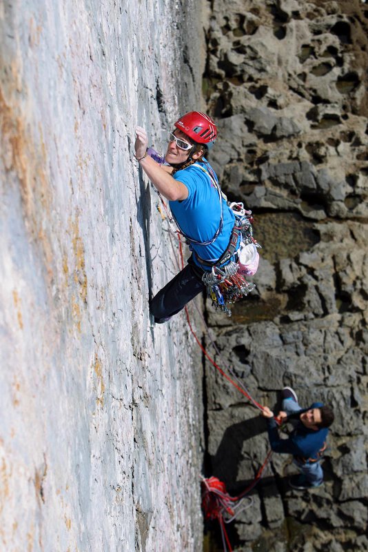 James Pearson goes back to trad climbing and makes five routes in Pembroke (UK)