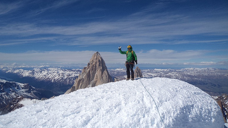 Michi Lerjen gelingt sein vierter Gipfel der Torre Gruppe