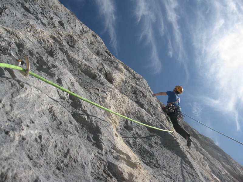 Hajo Friederich gelingt eine Wiederholung von „New Age“ (8a+ MSL) im Rätikon Hajo Friederich gelingt eine Wiederholung von "New Age" (8a+ MSL) im Rätikon