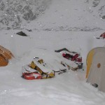 Simone Moro und Denis Urubko brechen die Winterbesteigung des Nanga Parbat ab