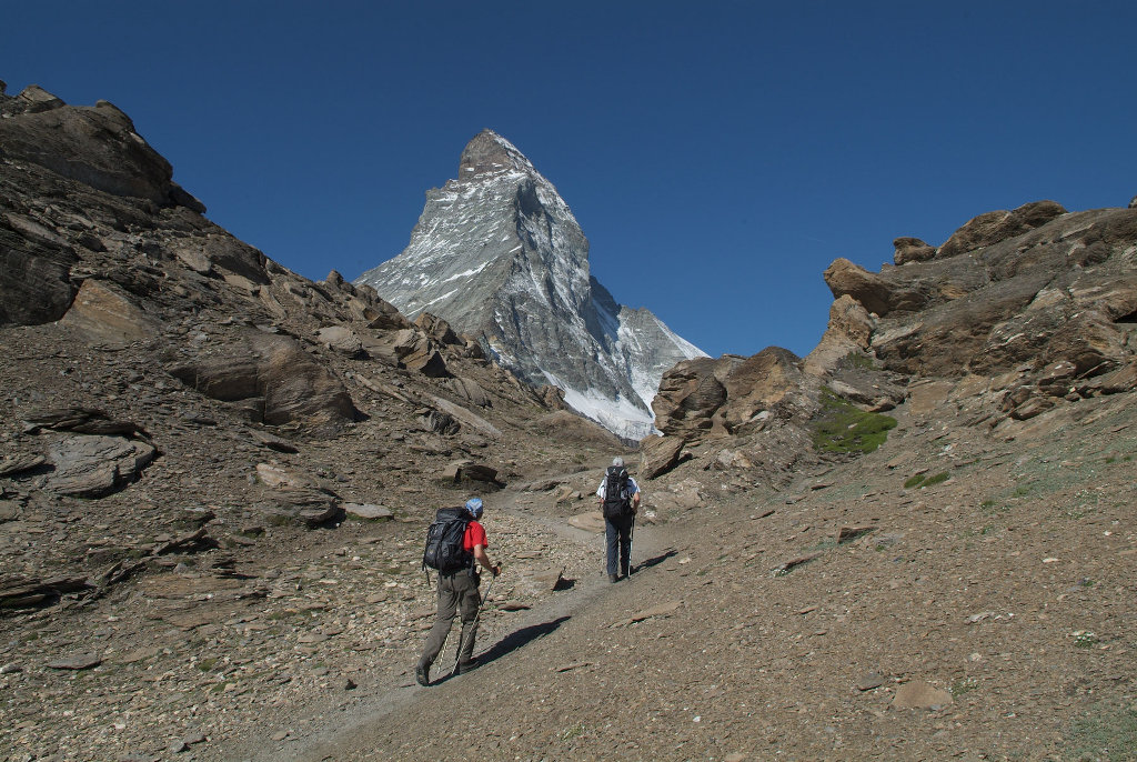 Zermatt: Keine Sherpas für Wanderwegsanierung Zermatt: Keine Sherpas für Wanderwegsanierung