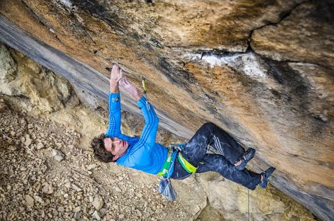 [VIDEO] Ben Rueck on „Gutless Wonder“ (5.14b)