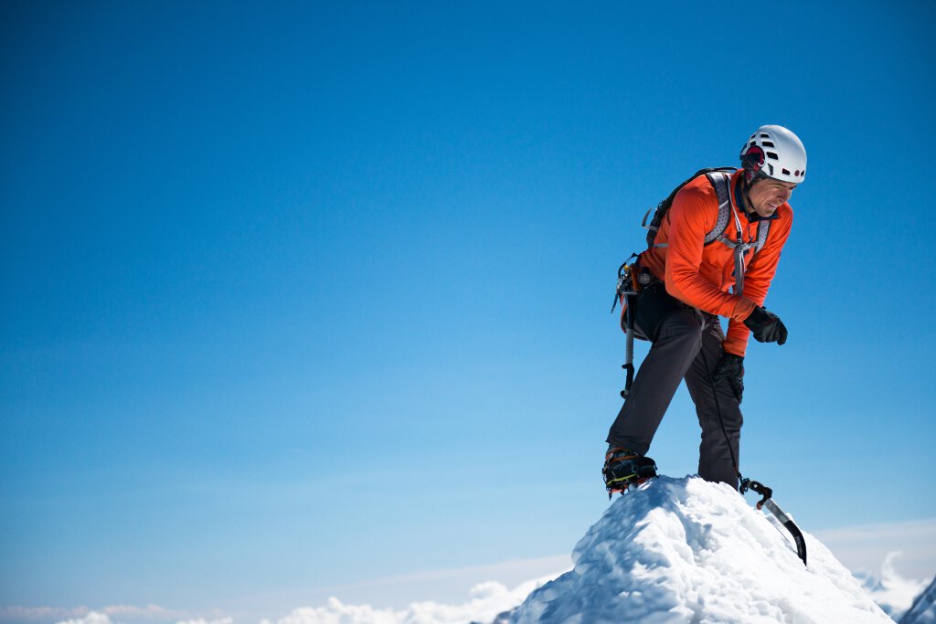 Dani Arnold knackt Bestzeit in der Matterhorn Nordwand (c) Christian Gisi