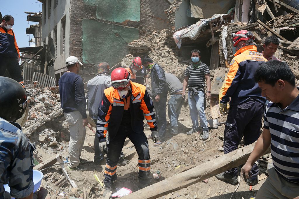 Hilfs- und Rettungsmaßnahmen in Kathmandu, 27. April 2015 (c) Hilmi Hacaloglu