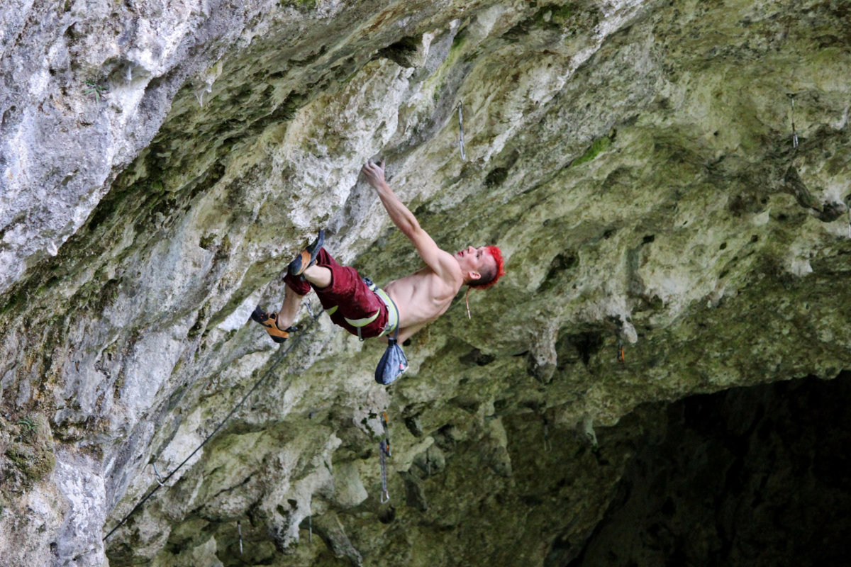Sebastian Halenke gelingt eine 8c/c+ Route On-sight (c) Maxi Klaus Sebastian Halenke gelingt eine 8c/c+ Route On-sight (c) Maxi Klaus