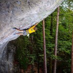 Alexander Megos gelingt mit „Supernova“ die erste 11+ im Frankejura (c) Julian Söhnlein