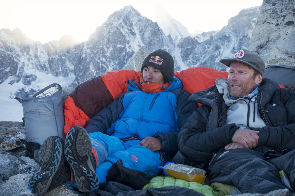 David Lama und Conrad Anker: High Spirits am Lunag Ri in Nepal (c) Martin Hanslmayr, Red Bull Content Pool