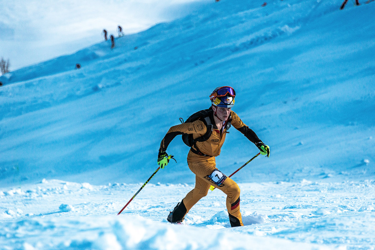 Toni Palzer beim Weltcup Skibergsteigen 2015 (c) Andres Beregovich/ekkoimages.com