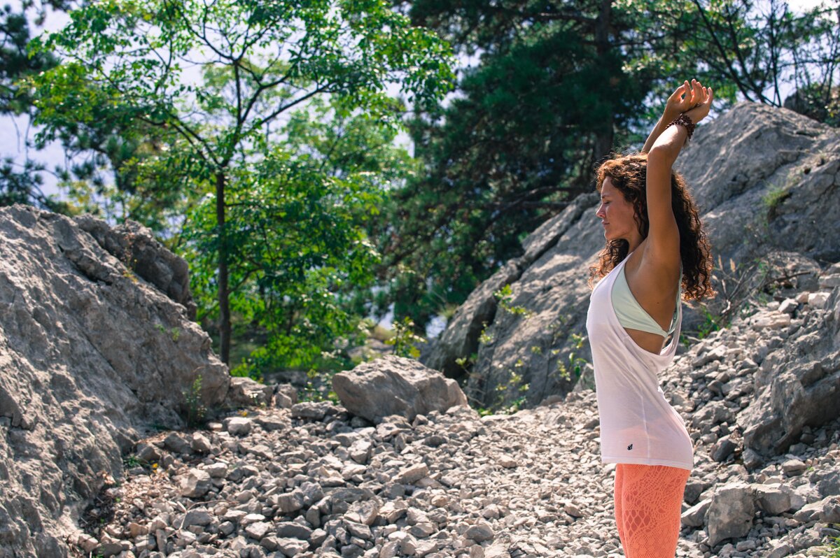 Yoga & Klettern: Zentriert & geerdet in luftigen Höhen (c) Eleonora Raggi