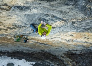 Erstbegehung von „Silberrücken“ (8a+ MSL) am Rotbrätt durch Schaeli und Siegrist Erstbegehung von 'Silberrücken'' (8a+ MSL) am Rotbrätt durch Schaeli und Siegrist (c) Frank Kretschmann