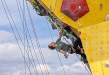 Erste offizielle Deutsche Meisterschaft im Paraclimbing DAV-Athlet Kevin Bartke klettert im Wettkampf (c) DAV/Jakob Mehltretter