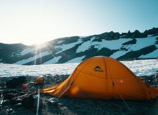 Die ultimative Packliste für einen Kletter-Camping-Trip (c) Dan Formsma, Unsplash