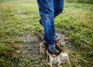 Muckster Lite Ankle (c) Muck Boot Company