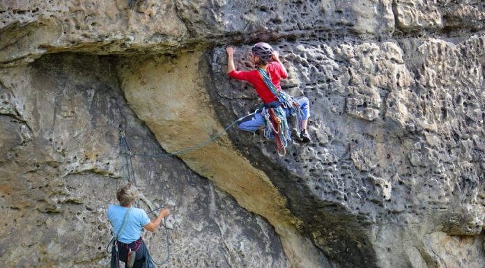 Kalender „Klettern im Elbsandstein 2026“ Klettern im Elbsandstein 2026 (c) Mike Jäger